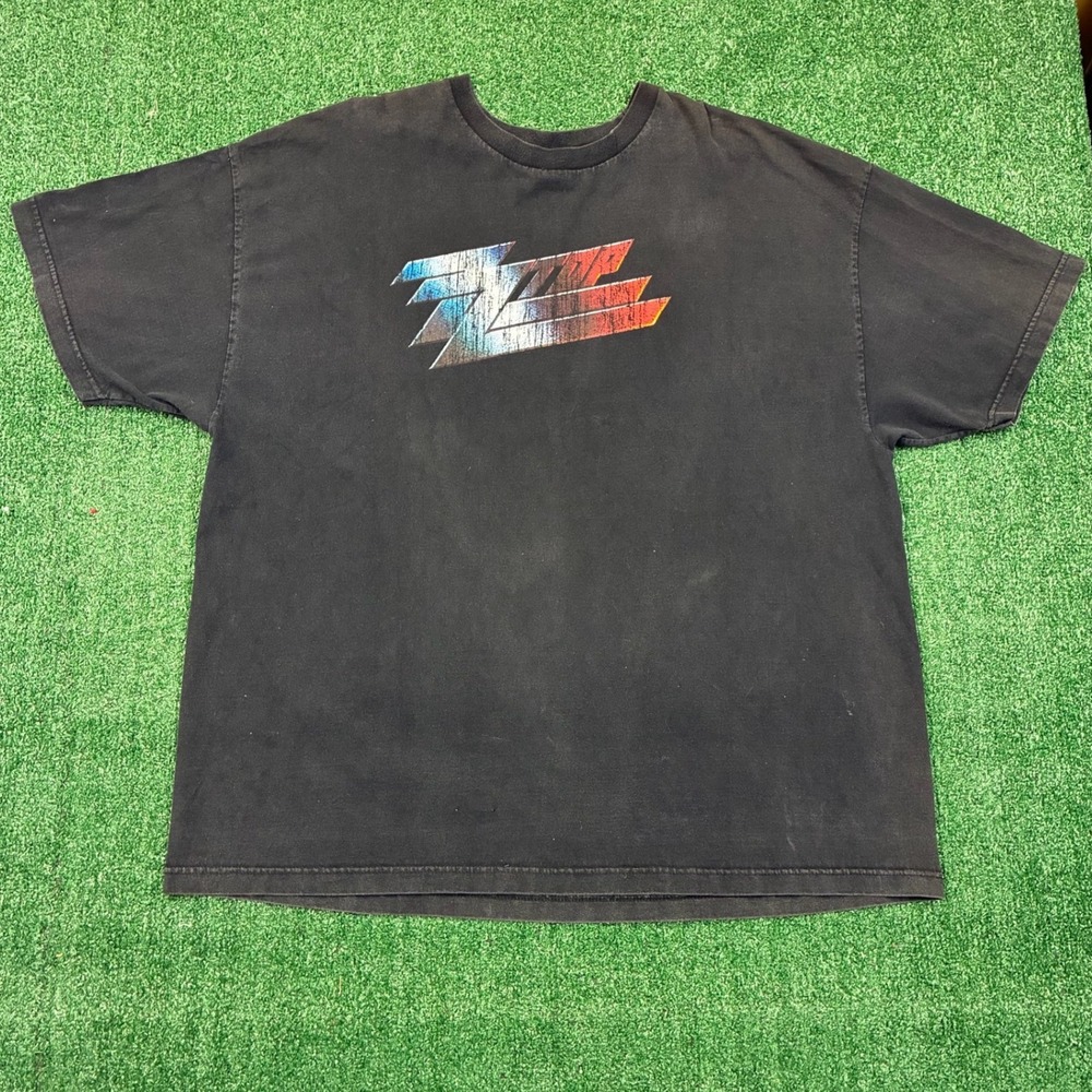 Vintage Y2K 2000's ZZ Top "Beer Drinkers and Hell Raisers" Graphic Band T-shirt